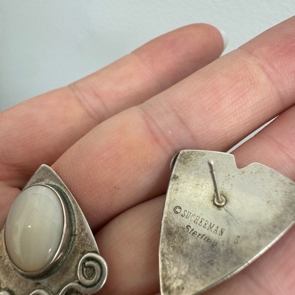 Designer Barbara Sucherman 925 Sterling silver post earrings with opalite - Picture 5 of 9